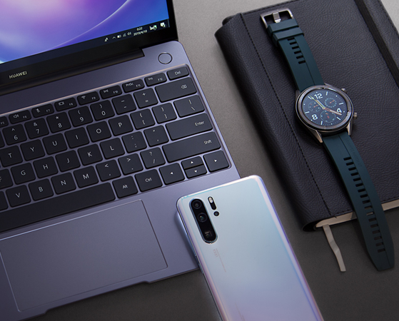 HUAWEI  │ Matebook D, Watch GT 2, P30 Pro