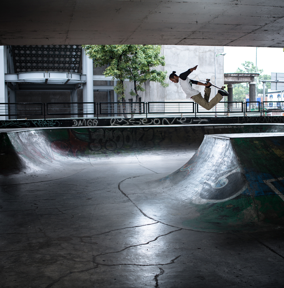 Skateboarding en CDMX, México.